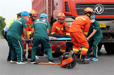 治多沛县道路救援