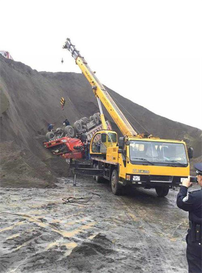 治多上犹道路救援